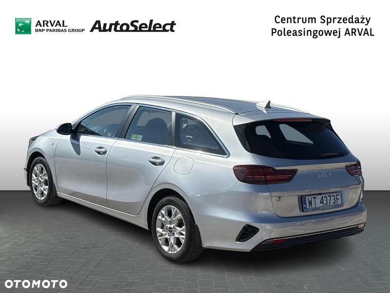 Kia Ceed - 4