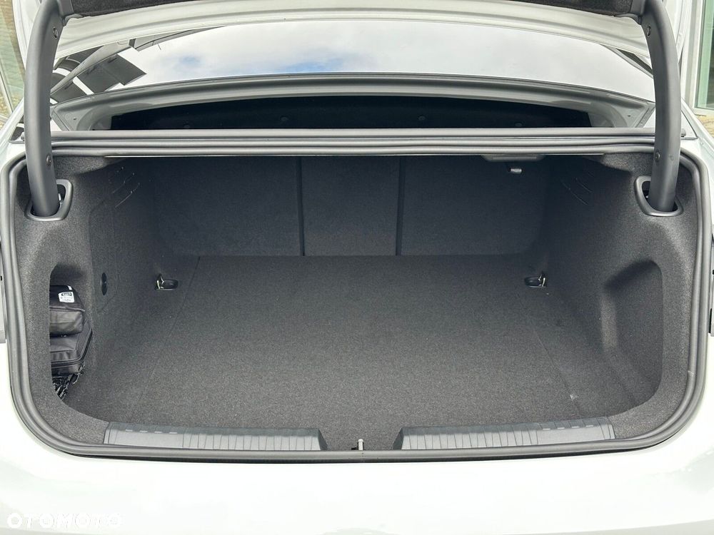 Audi A6 Limousine - 8