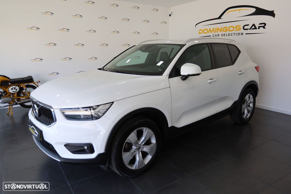 Volvo XC 40 2.0 D3 Momentum Plus - 3