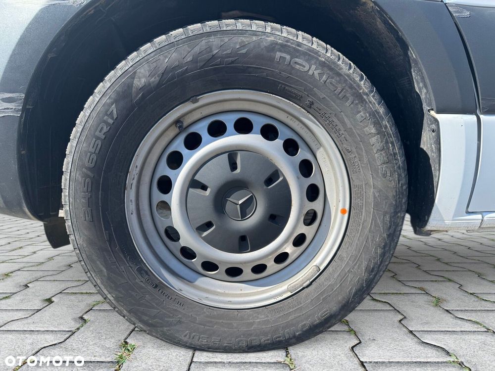 Mercedes-Benz Sprinter - 10