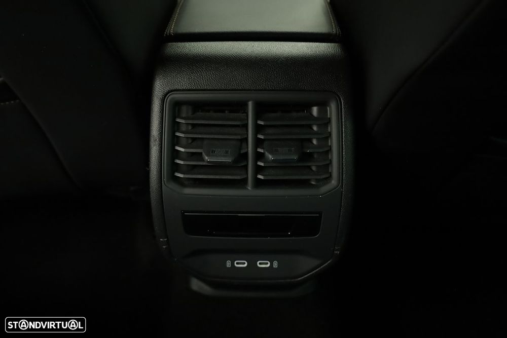 Cupra Formentor 1.4 e-Hybrid DSG - 24