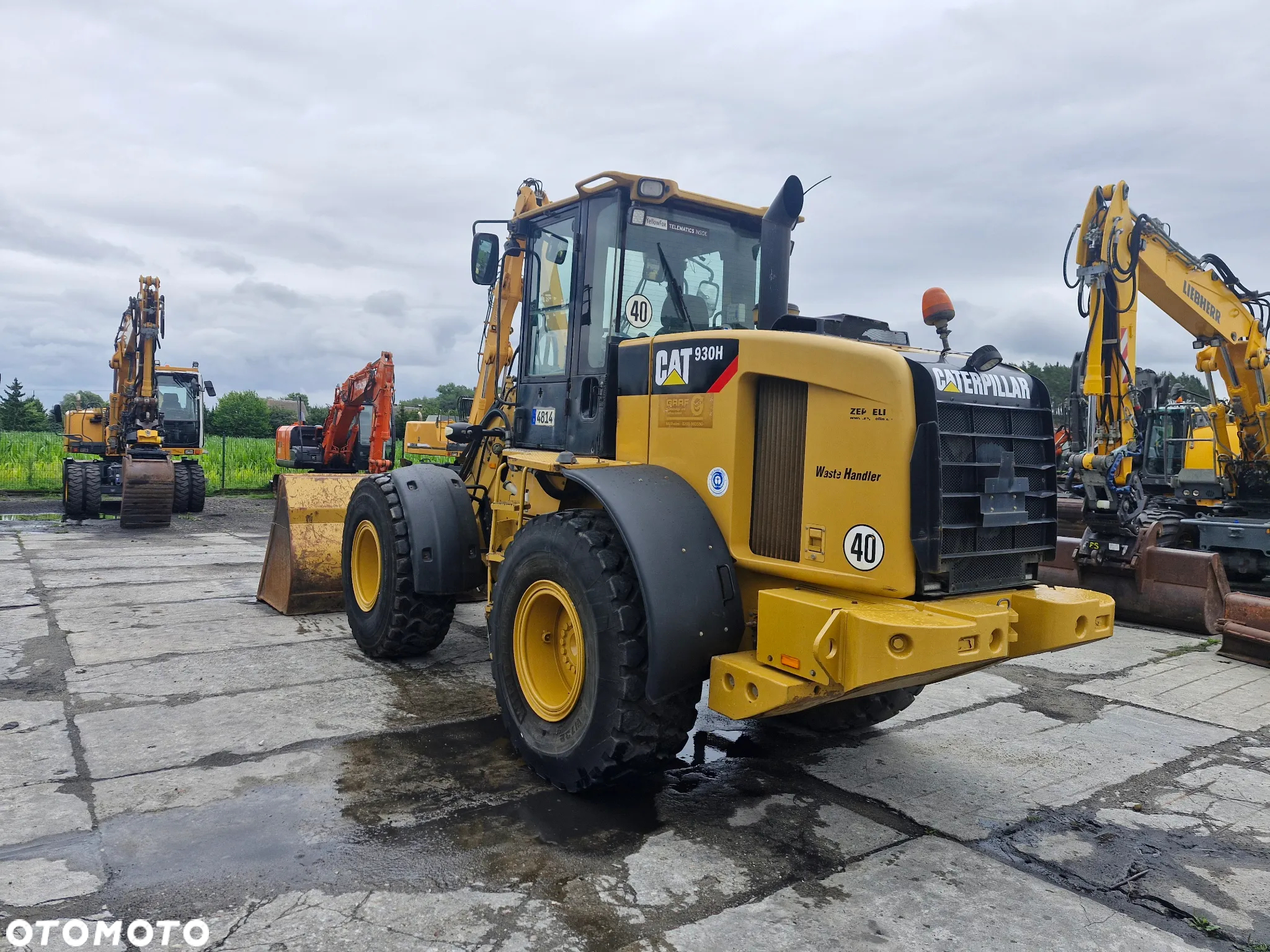 Caterpillar 930H - 4