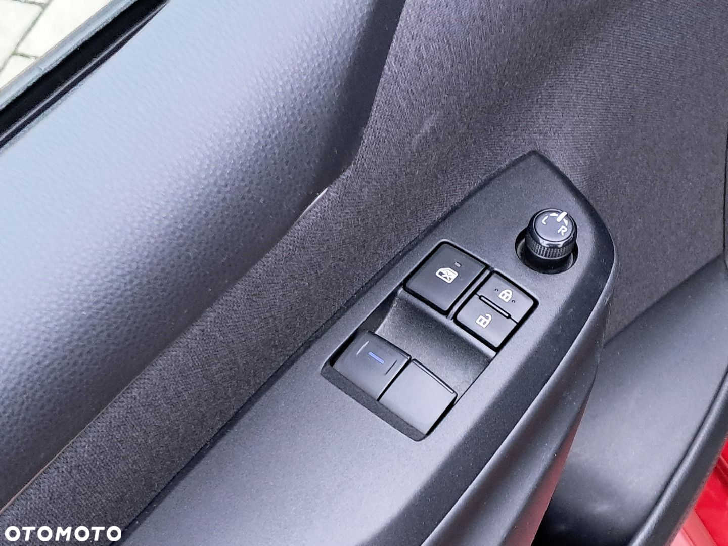 Toyota Yaris - 6