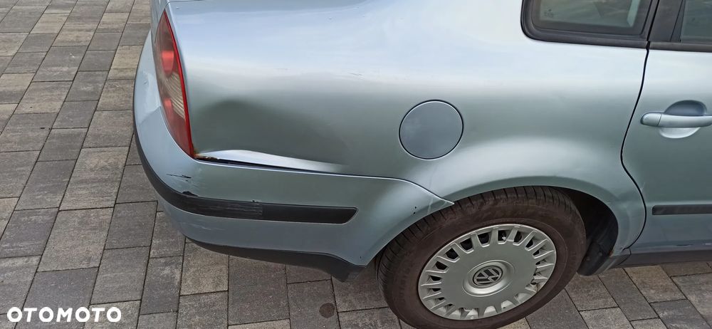 Volkswagen Passat 1.9 TDI Comfortline - 7