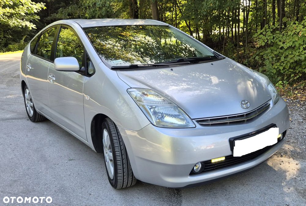 Toyota Prius 1.5 VVT-i Sol (nav) - 2