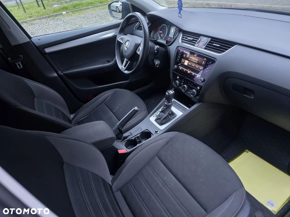 Skoda Octavia 1.6 TDI DSG Style - 11