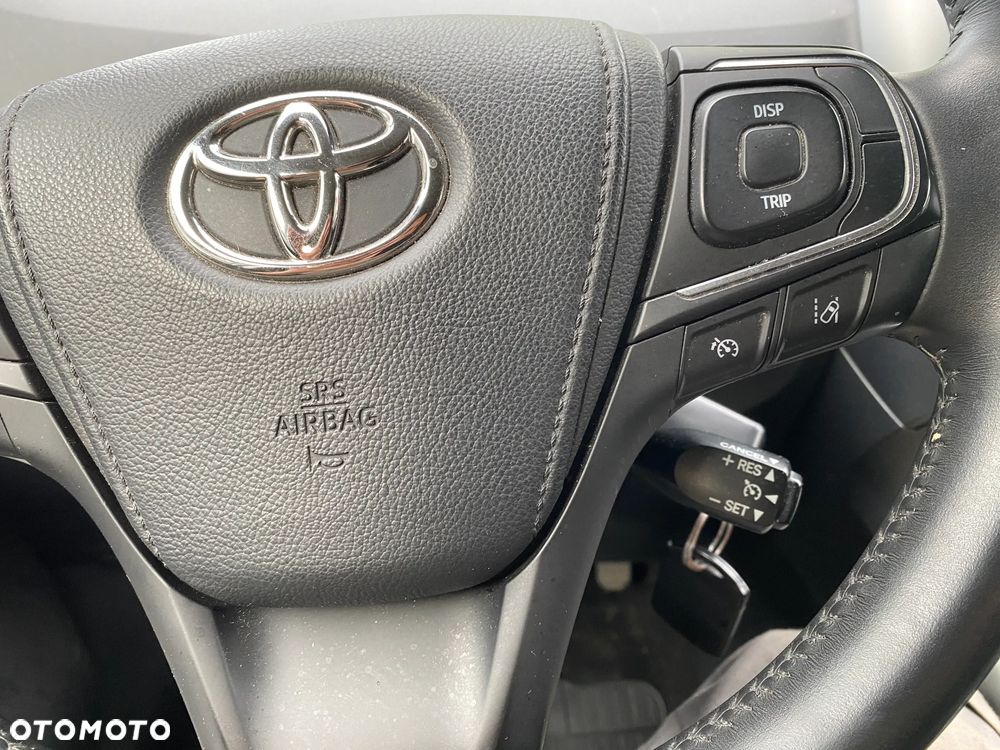 Toyota Verso 1.8 Premium EU6 - 18