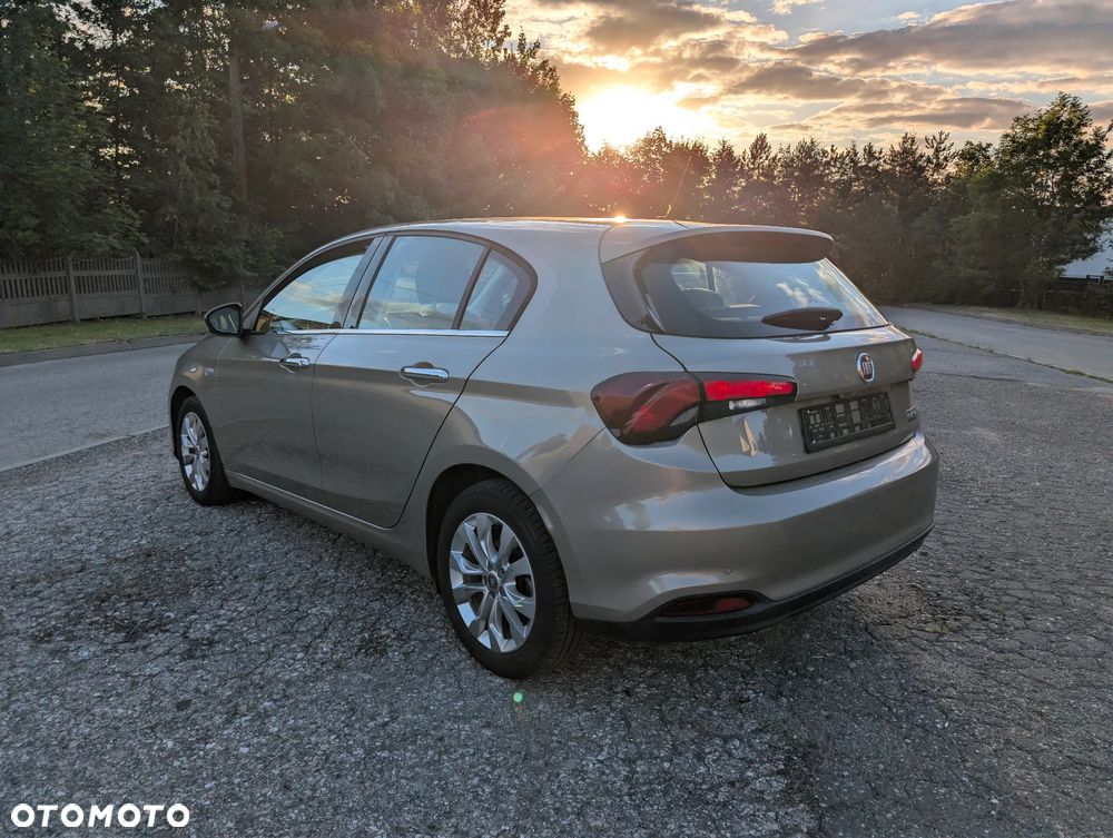 Fiat Tipo 1.4 T-Jet Lounge - 5