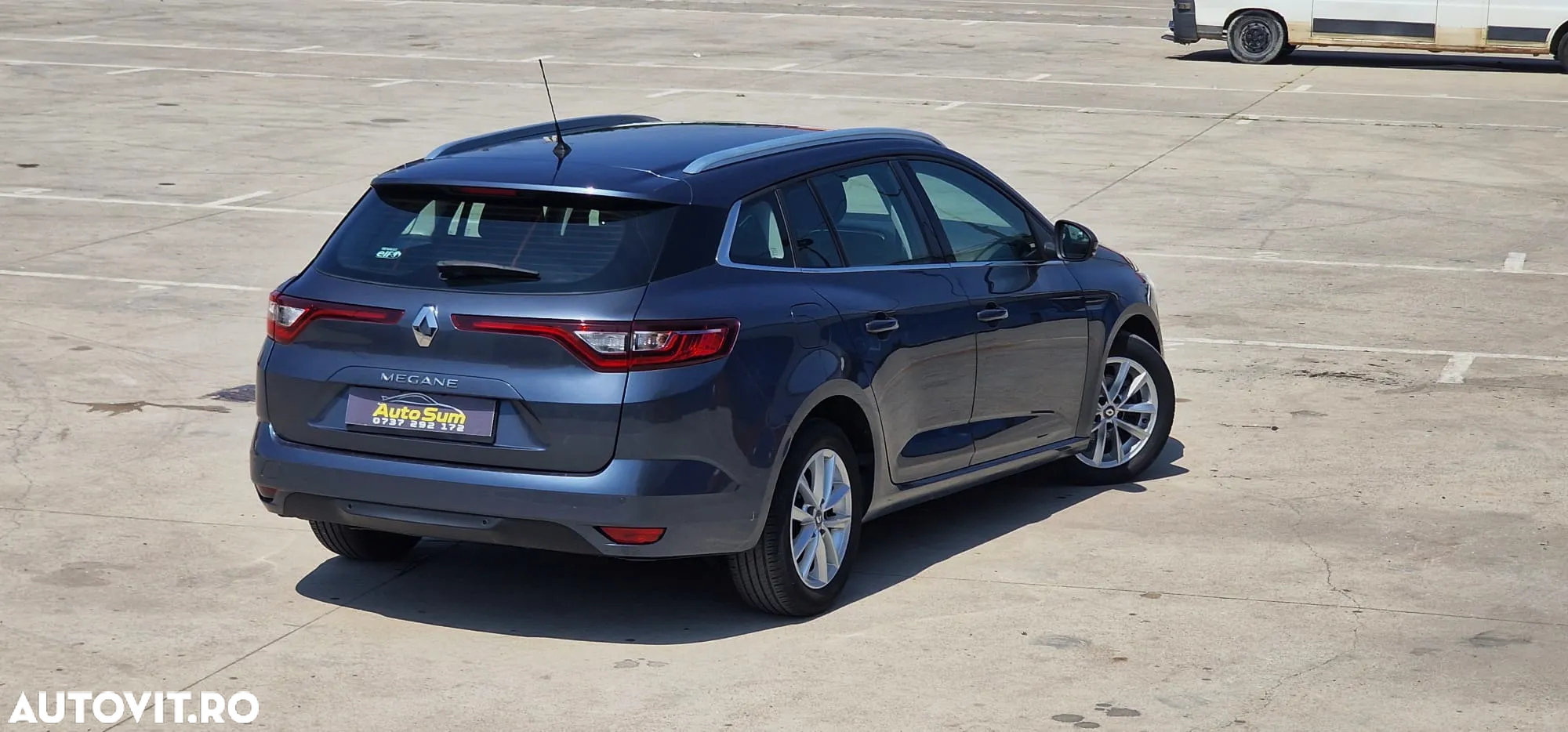Renault Megane ENERGY dCi EDC Intens - 5