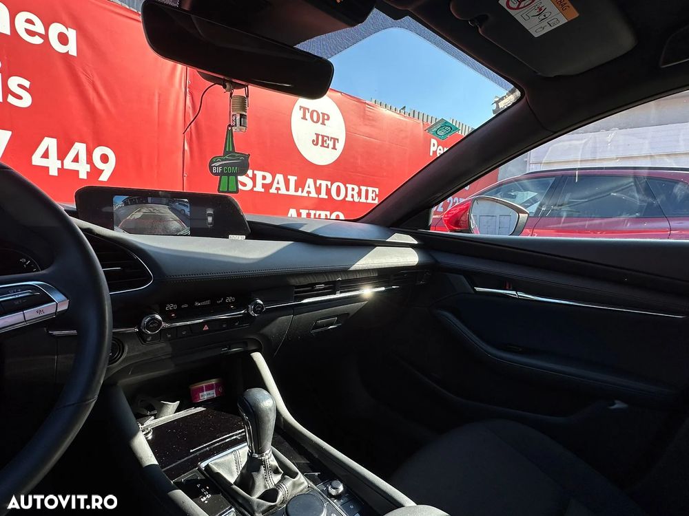 Mazda 3 G122 AT Plus - 12