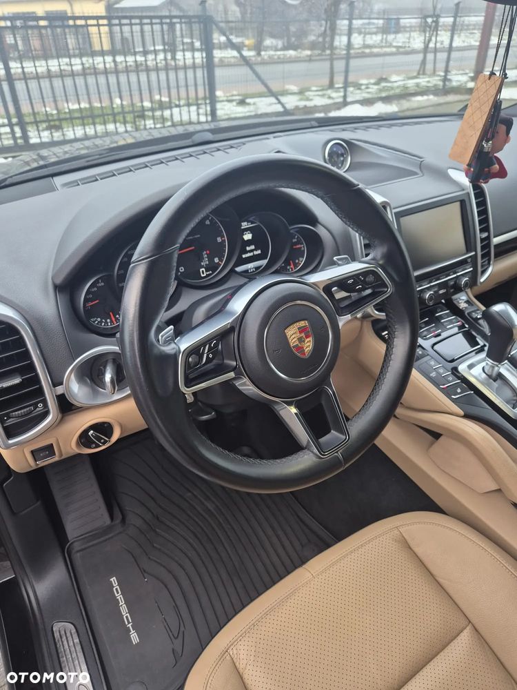 Porsche Cayenne Diesel - 4