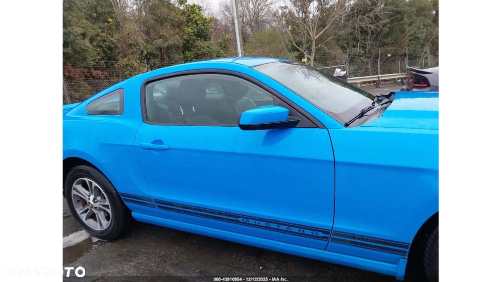 Ford Mustang 3.7 V6 - 6