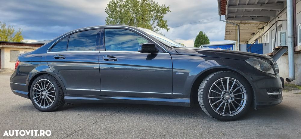 Mercedes-Benz C 220 CDI Avantgarde Edition - 16