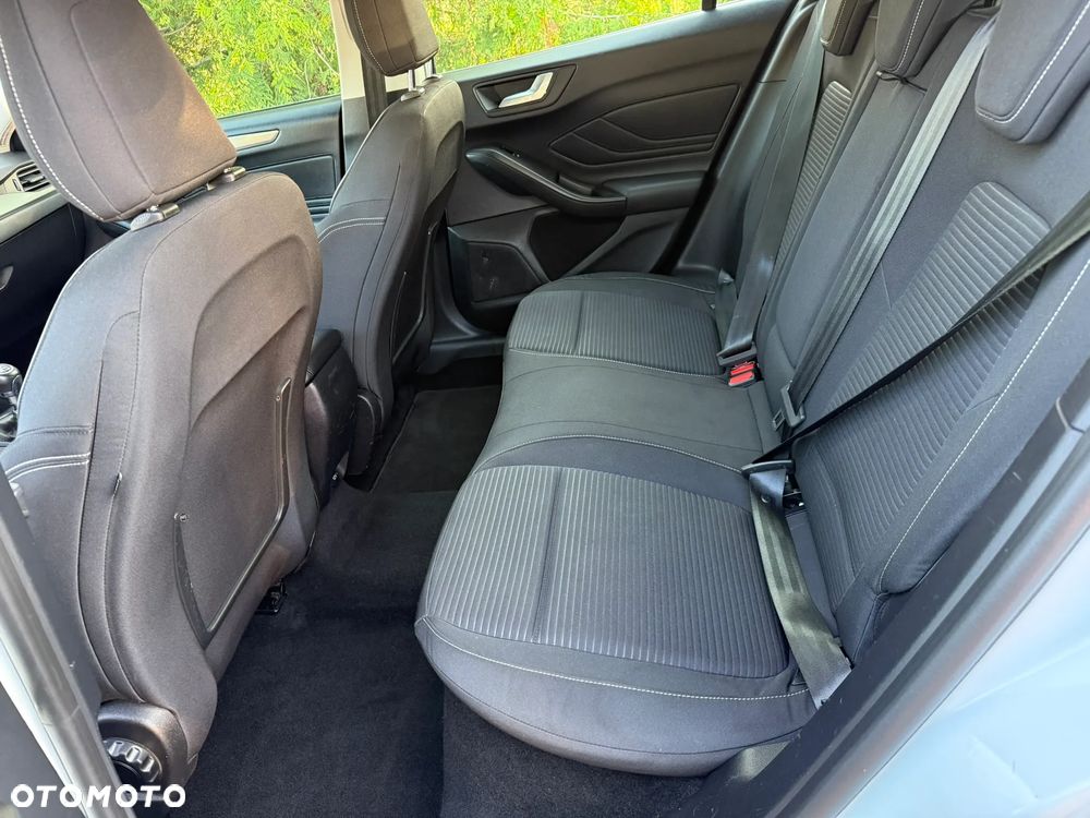 Ford Focus 1.5 EcoBlue Titanium Business - 8