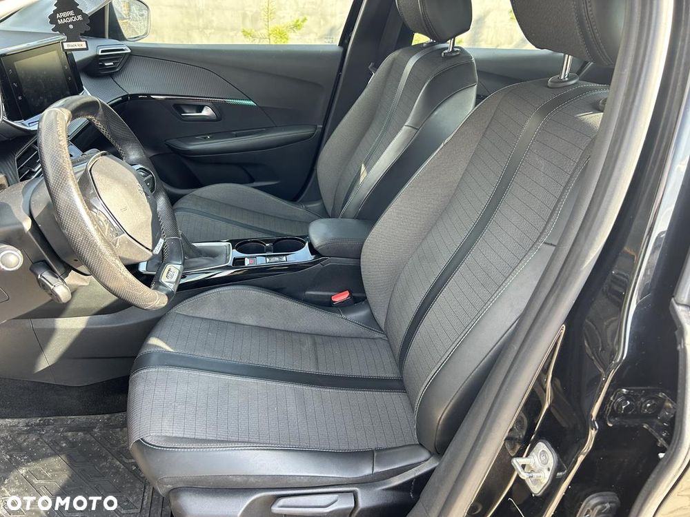 Peugeot 208 PureTech 100 Allure - 13