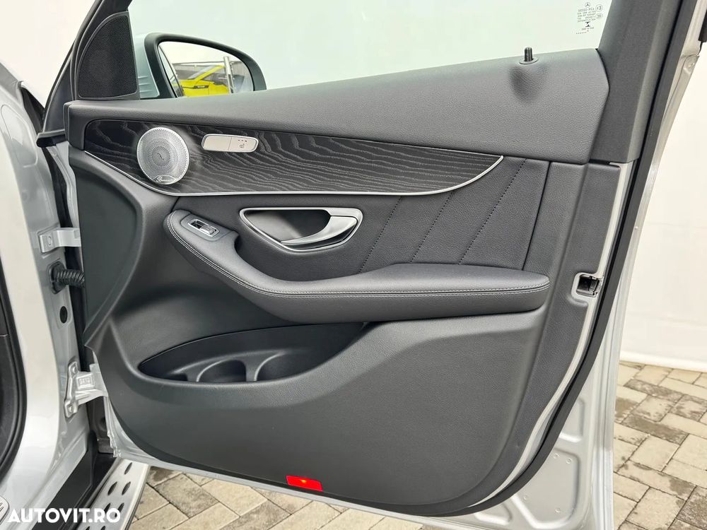 Mercedes-Benz GLC 250 4MATIC - 15