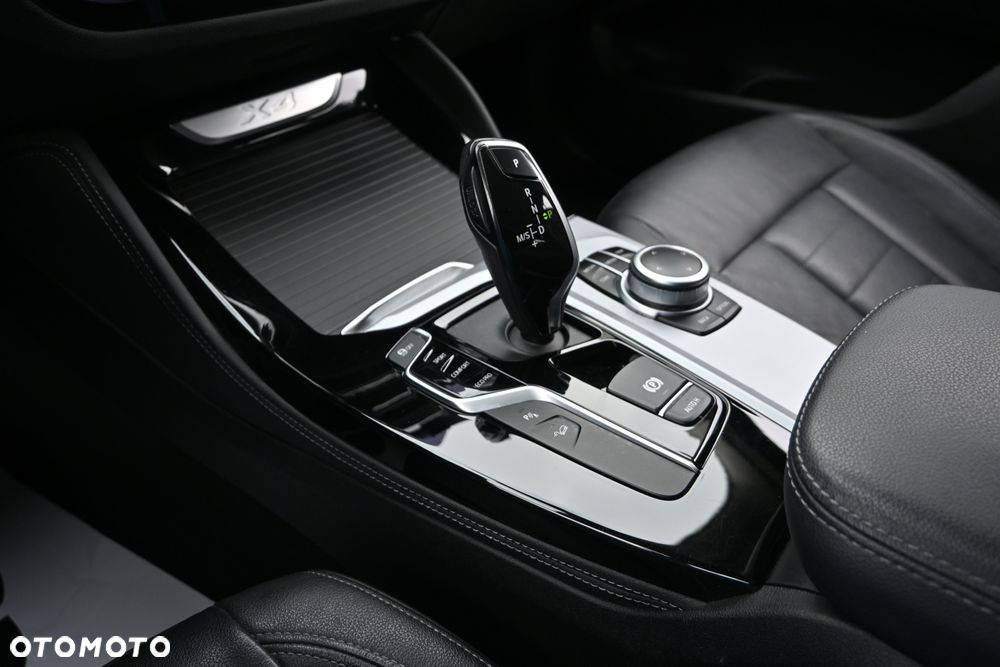 BMW X4 xDrive20d Business Edition sport - 13