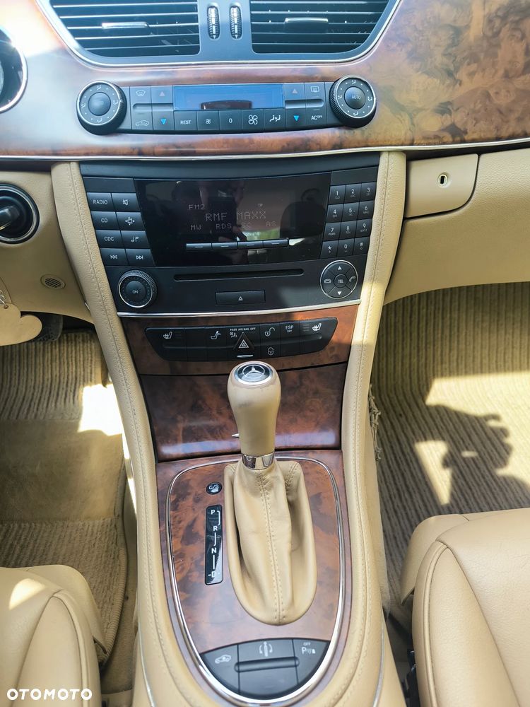 Mercedes-Benz CLS 500 - 11