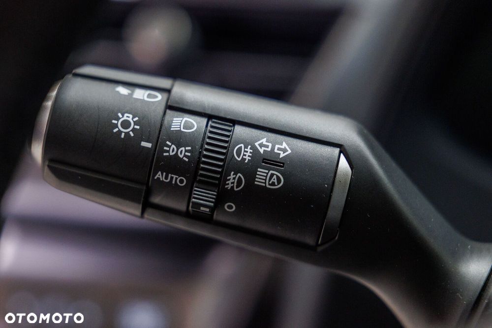 Lexus UX 250h GPF F Sport Design 2WD - 33