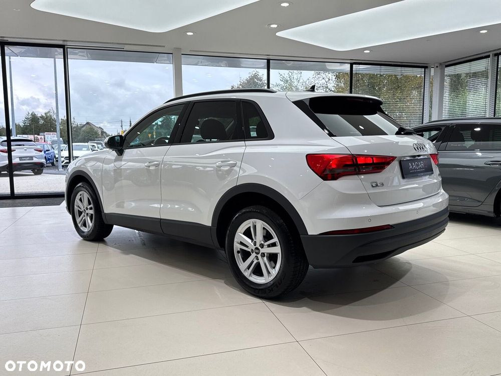 Audi Q3 35 TFSI S tronic - 3