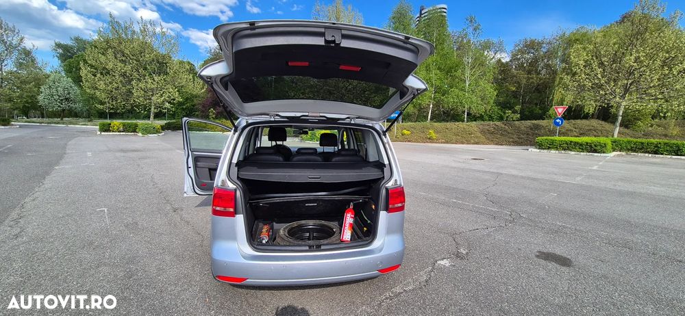 Volkswagen Touran 1.6 TDI Trendline - 9