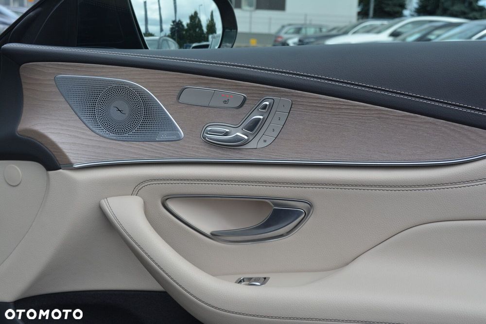 Mercedes-Benz CLS 400 d 4-Matic 9G-TRONIC - 25