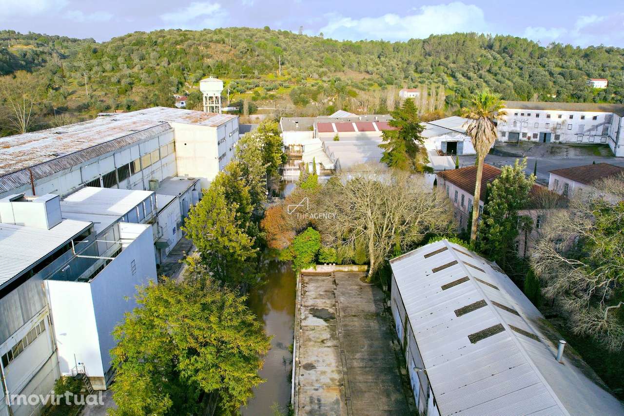 PRADO - Terreno com armazéns de grande potencial - Grande imagem: 3/25