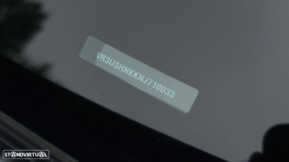 Peugeot 2008 1.2 PureTech Allure Pack - 34