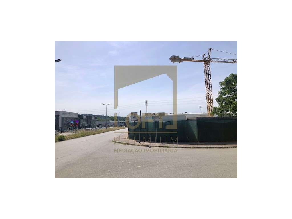 Pavilhão/Loja em Braga para Arrendamento - Grande imagem: 3/6