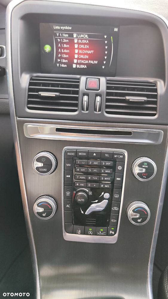 Volvo XC 60 - 33