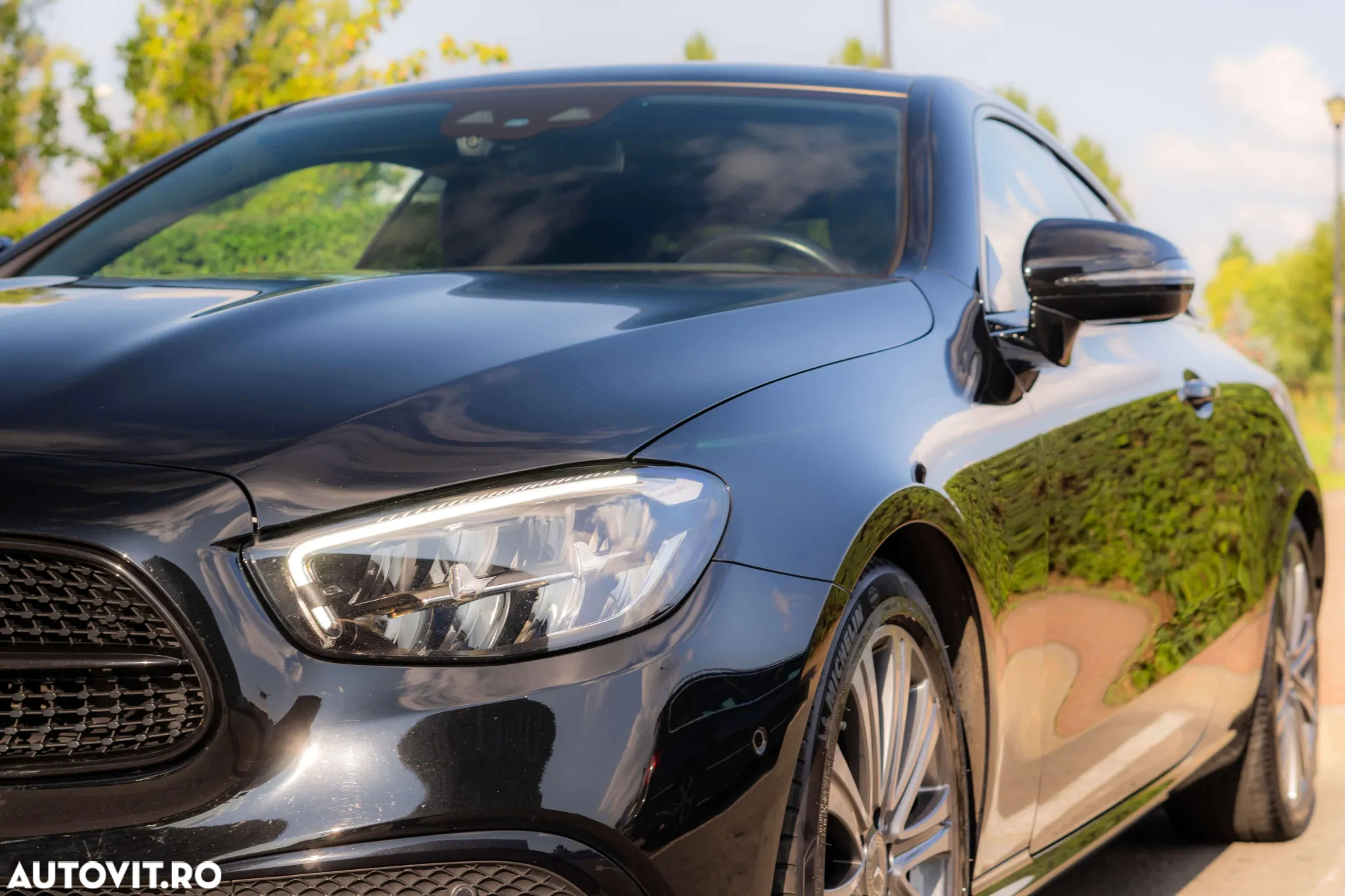 Mercedes-Benz E 220 d 4MATIC Coupe Aut. - 4