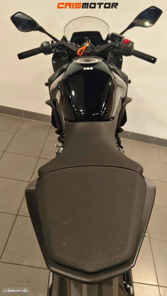 Suzuki GSX-R 800 - 7