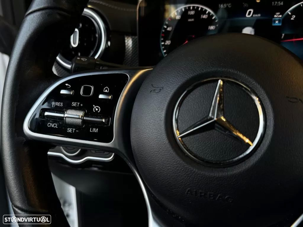 Mercedes-Benz CLA 200 - 26