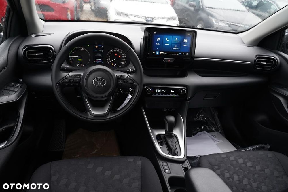 Toyota Yaris - 8