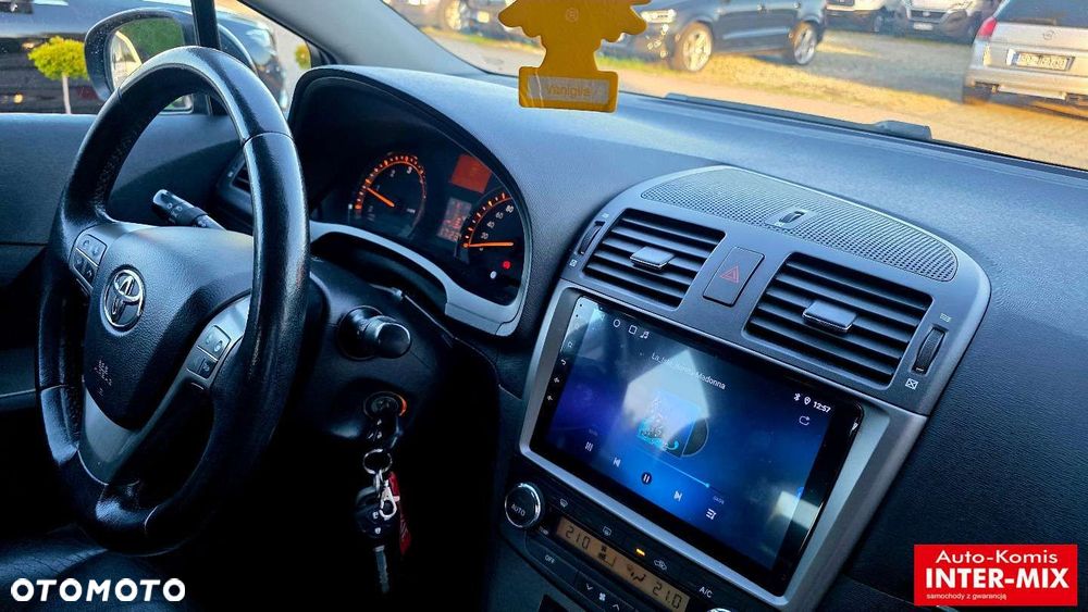 Toyota Avensis - 36