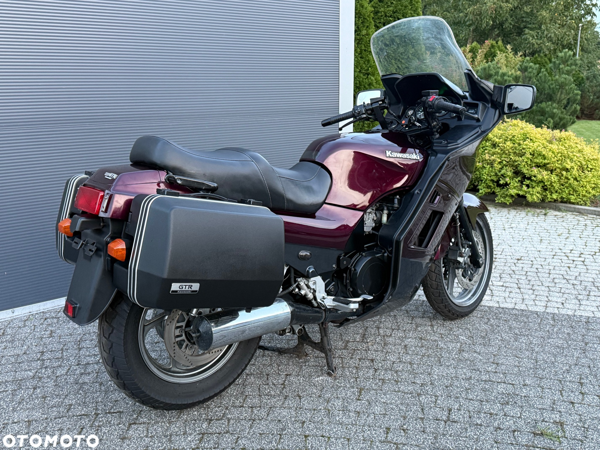 Kawasaki 1000 GTR - 22