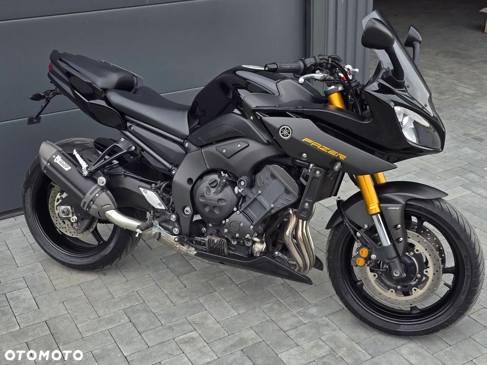 Yamaha FZ8 - 13