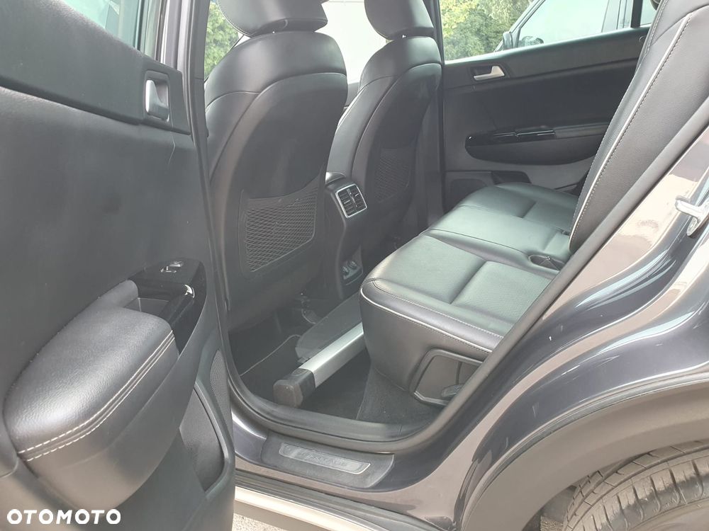 Kia Sportage 1.6 T-GDI AWD GT LINE - 14