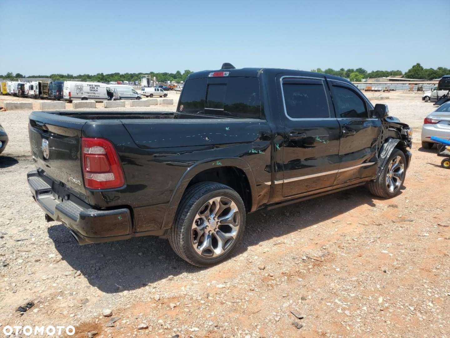 RAM 1500 - 4