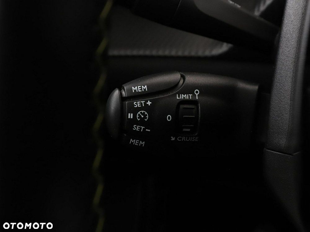 Peugeot 2008 1.2 PureTech GT S&S - 35