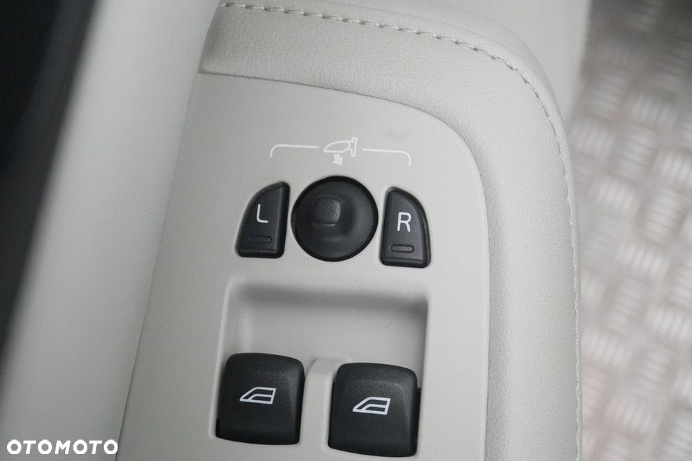 Volvo S60 - 28