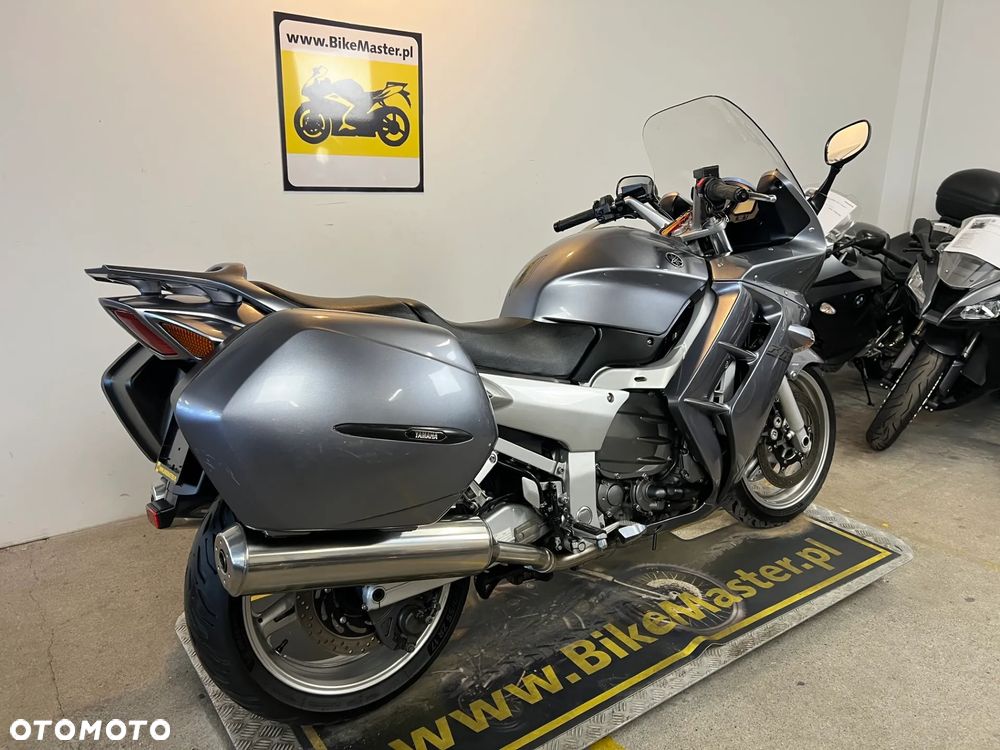 Yamaha FJR - 5