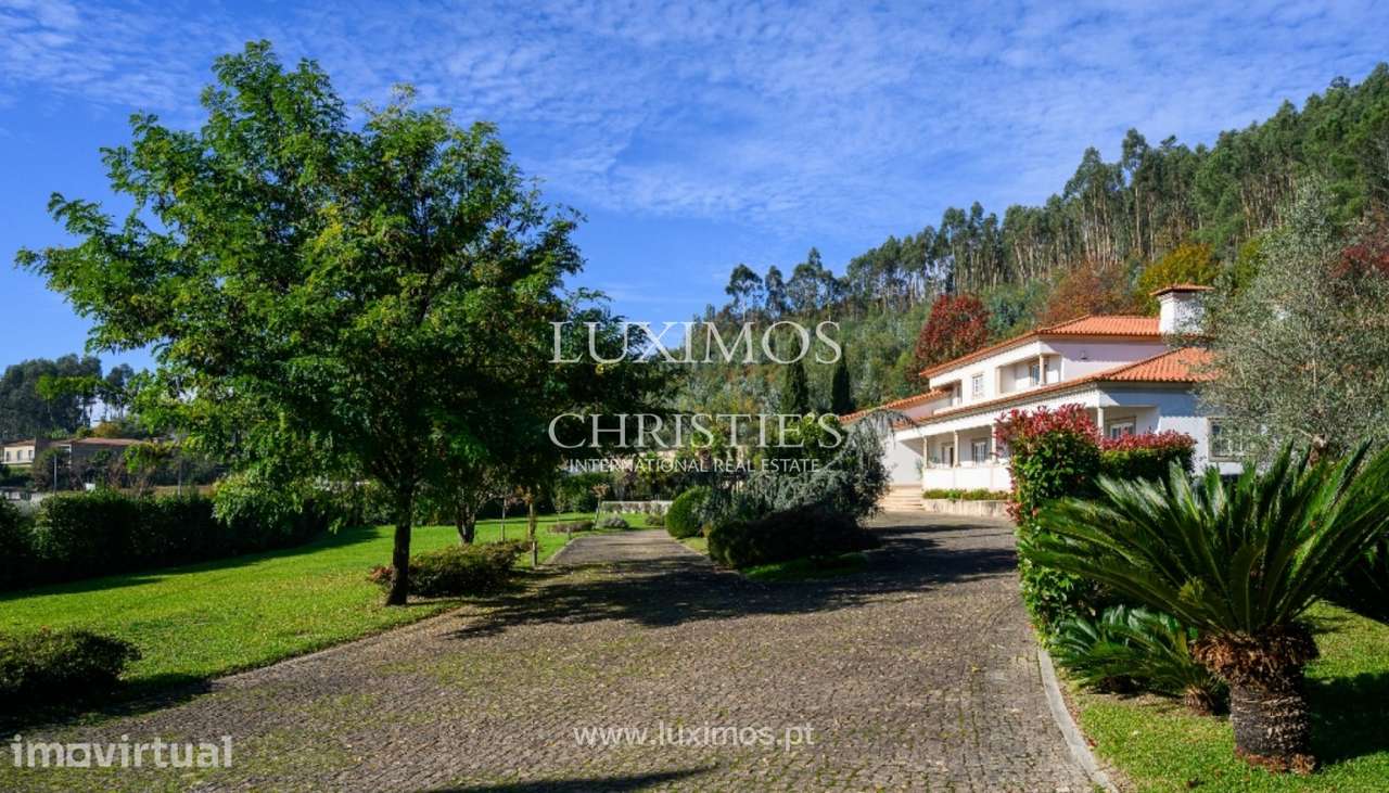 Moradia V6 com jardim e piscina à venda em Guimarães - Grande imagem: 4/25