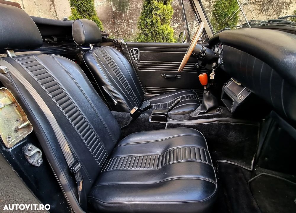 MG Midget - 6