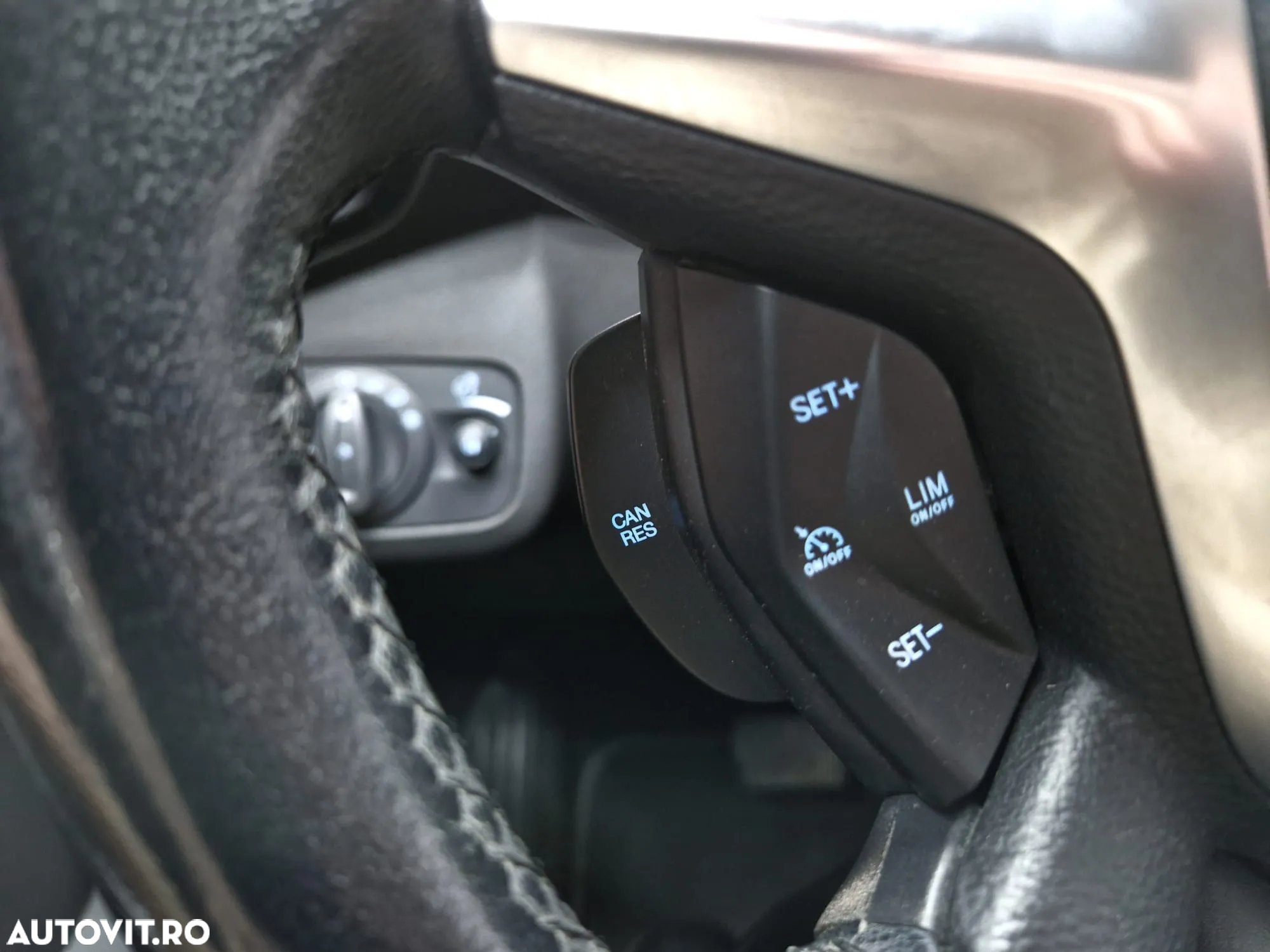 Ford Kuga 2.0 TDCi Powershift 4WD Trend - 14