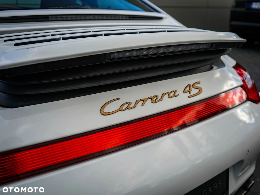 Porsche 911 - 16