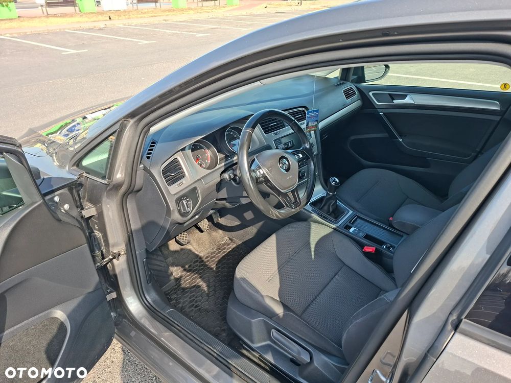 Volkswagen Golf 1.4 TSI BMT Comfortline - 20