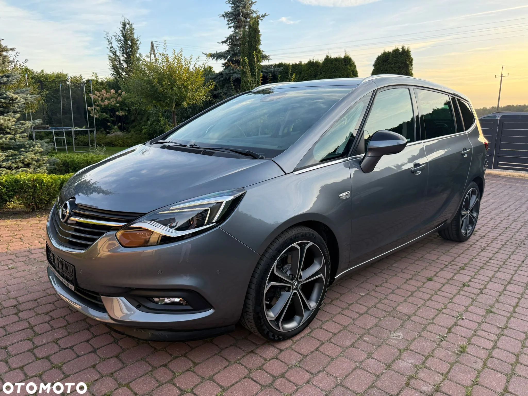 Opel Zafira 2.0 CDTI Plus EcoFLEX S&S - 1