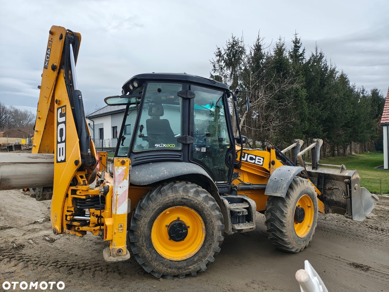 JCB 4CX - 3
