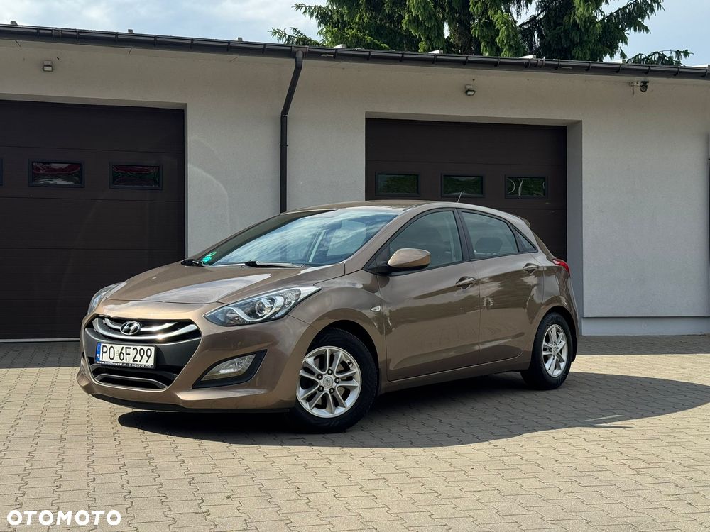 Hyundai i30 1.4 Premium - 1